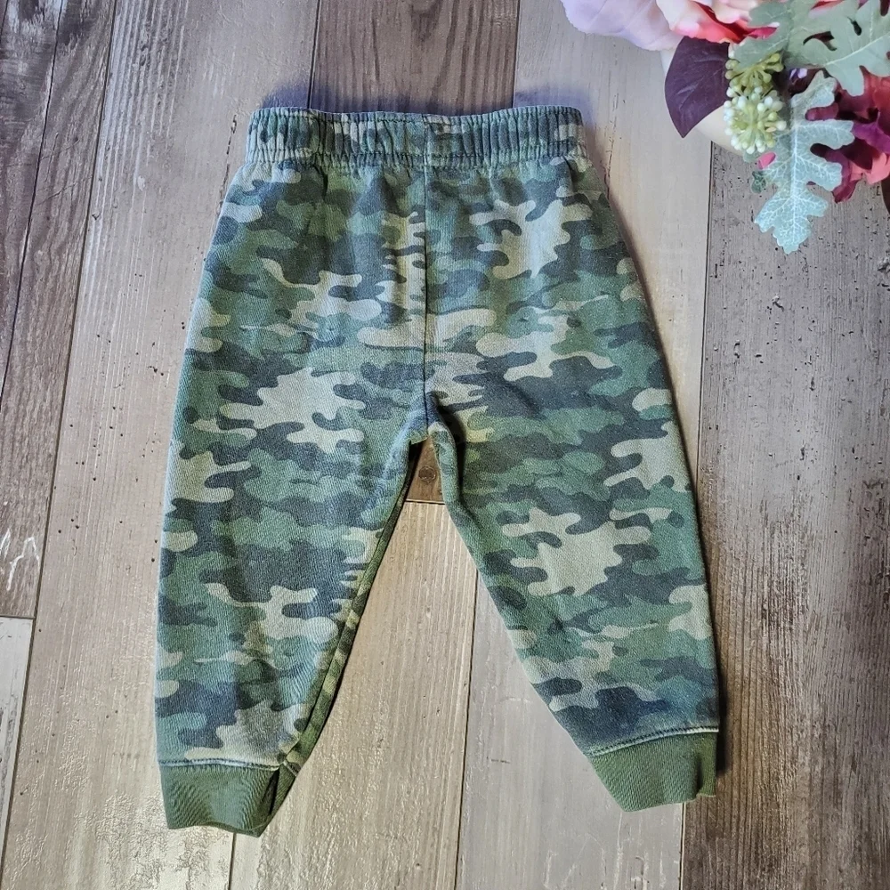 Garanimals Green Camo Fleece Baby Toddler Boy Jogger Sweatpants Size 18m EUC